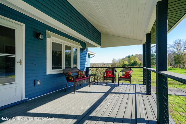 2005 Old Kings Highway, Saugerties, NY 12477