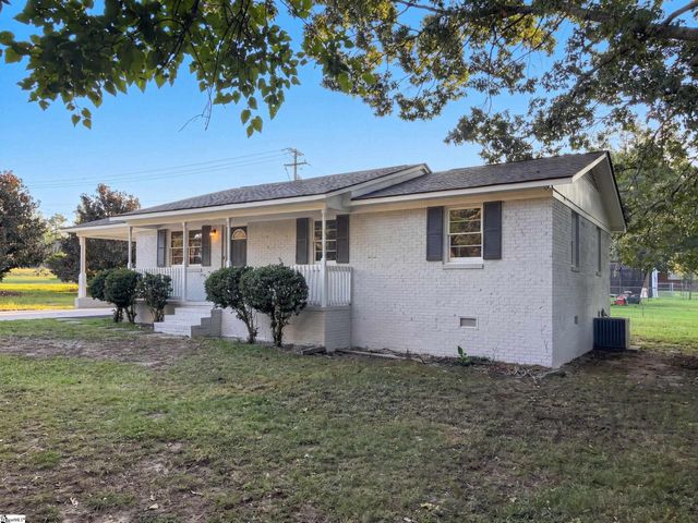 28 11th Street, Greer, SC 29651