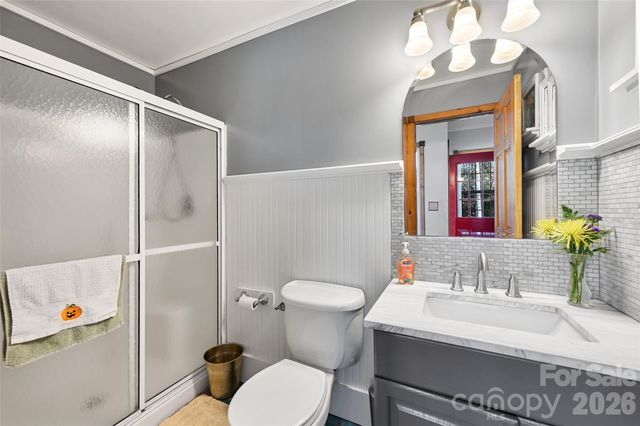 24 Wood Lake Drive, Fairview, NC 28730