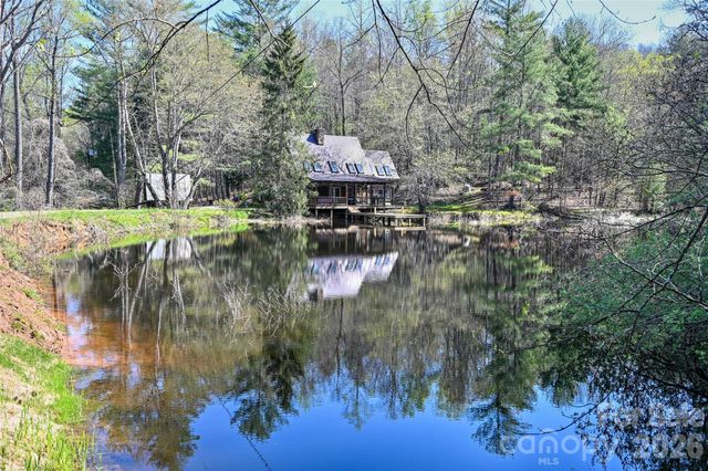 24 Wood Lake Drive, Fairview, NC 28730