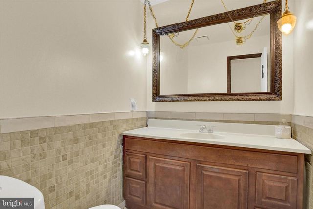 3801 BRYTTON LN, Harrisburg, PA 17110