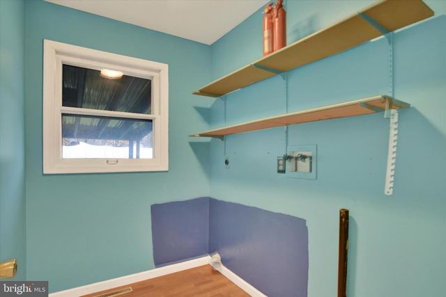 3801 BRYTTON LN, Harrisburg, PA 17110