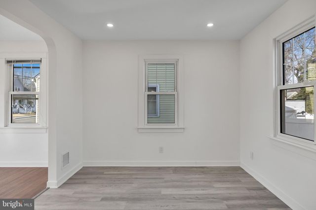 113 E OLIVE ST, Westville, NJ 08093