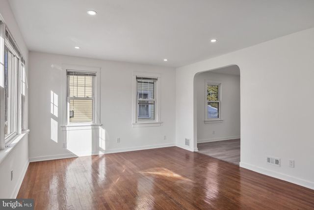 113 E OLIVE ST, Westville, NJ 08093