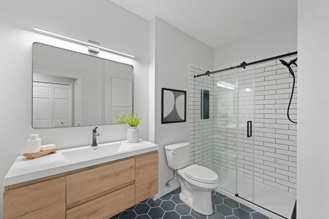 645 N 1st Street 305, Minneapolis, MN 55401