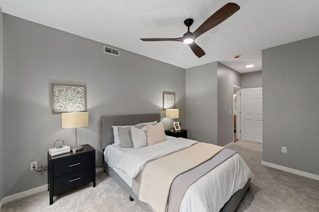 645 N 1st Street 305, Minneapolis, MN 55401