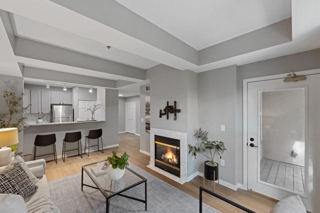 645 N 1st Street 305, Minneapolis, MN 55401