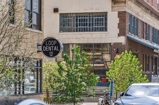 645 N 1st Street 305, Minneapolis, MN 55401