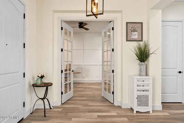 2914 E LOS GATOS Drive, Phoenix, AZ 85050