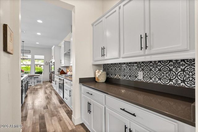 2914 E LOS GATOS Drive, Phoenix, AZ 85050