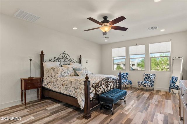 2914 E LOS GATOS Drive, Phoenix, AZ 85050