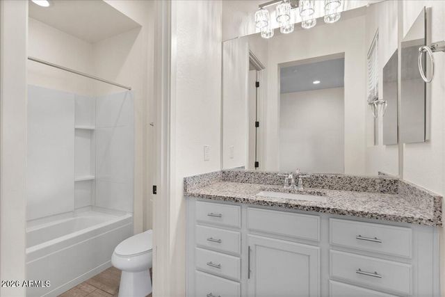 2914 E LOS GATOS Drive, Phoenix, AZ 85050