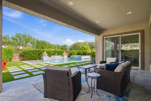 2914 E LOS GATOS Drive, Phoenix, AZ 85050