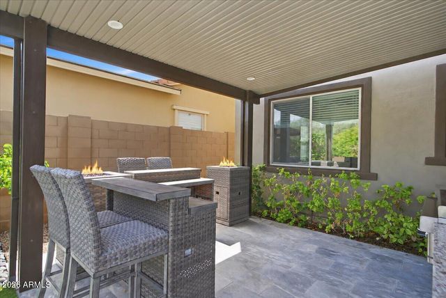 2914 E LOS GATOS Drive, Phoenix, AZ 85050