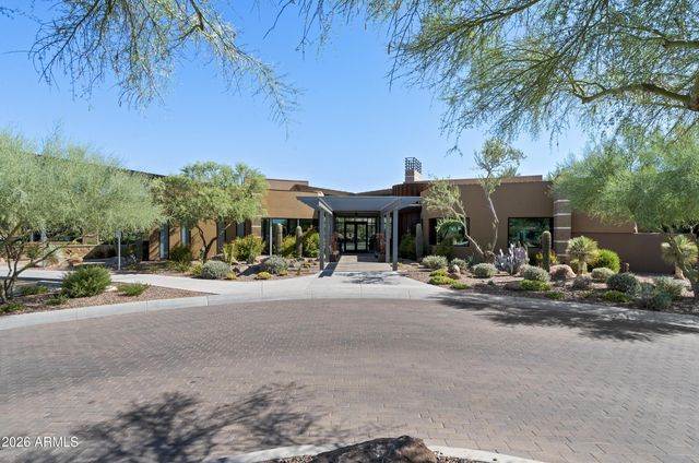 2914 E LOS GATOS Drive, Phoenix, AZ 85050
