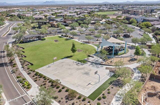 2914 E LOS GATOS Drive, Phoenix, AZ 85050