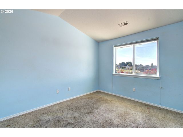 7415 Ne 61ST Way, Vancouver, WA 98662