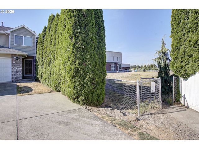 7415 Ne 61ST Way, Vancouver, WA 98662