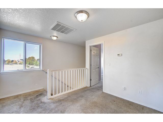 7415 Ne 61ST Way, Vancouver, WA 98662