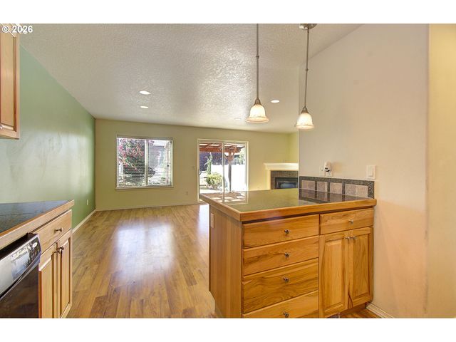 7415 Ne 61ST Way, Vancouver, WA 98662