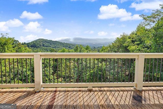 575 Longview Drive, Hayesville, NC 28904