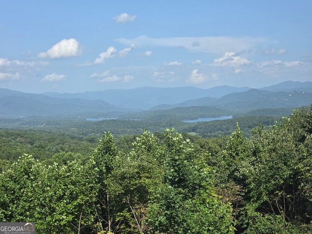 575 Longview Drive, Hayesville, NC 28904
