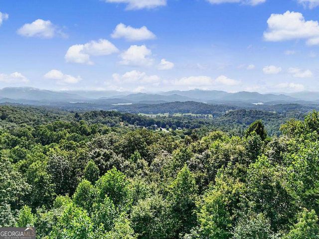 575 Longview Drive, Hayesville, NC 28904