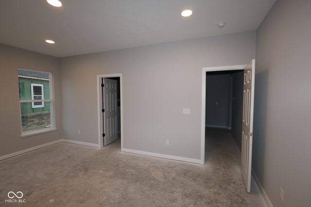 3729 Hayden Valley Drive, Bargersville, IN 46106