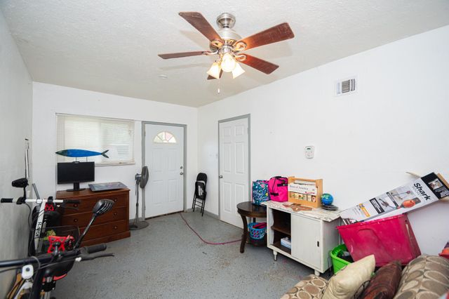 6842 County Road 659, Brazoria, TX 77422