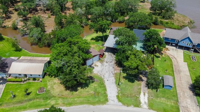 6842 County Road 659, Brazoria, TX 77422