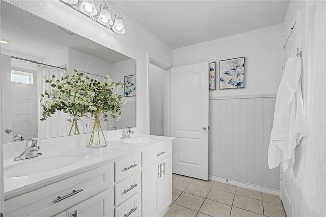 2729 Ryder Lane, Aubrey, TX 76227