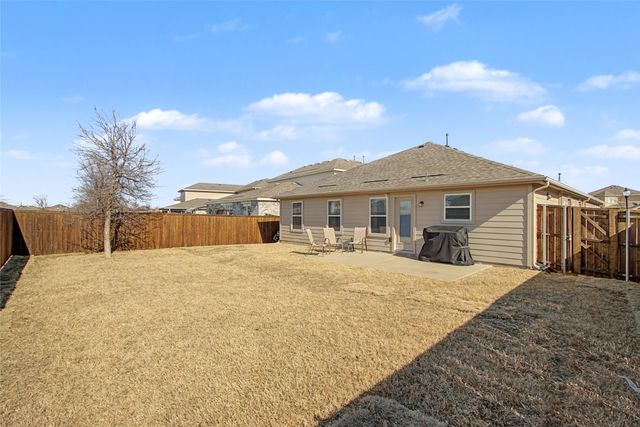 2729 Ryder Lane, Aubrey, TX 76227