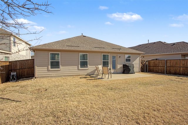 2729 Ryder Lane, Aubrey, TX 76227