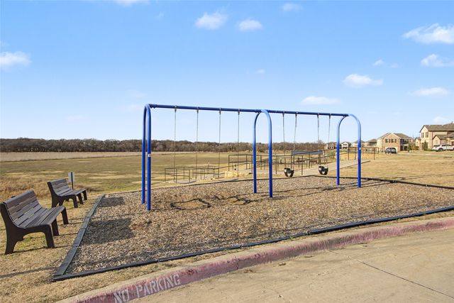 2729 Ryder Lane, Aubrey, TX 76227