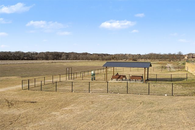 2729 Ryder Lane, Aubrey, TX 76227