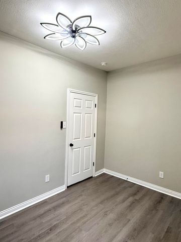 186 Eddie Street, Lexington, KY 40508