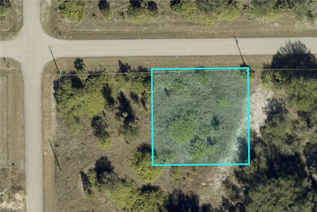 3802 E 17th ST, LEHIGH ACRES, FL 33972 — exterior