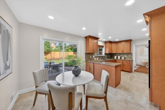 3397 Ivan Way, Mountain View, CA 94040