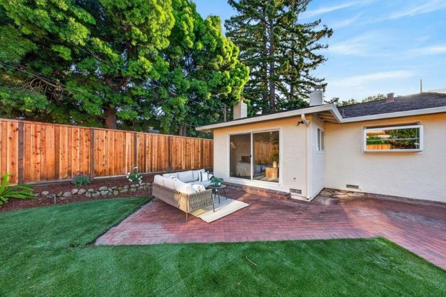 3397 Ivan Way, Mountain View, CA 94040