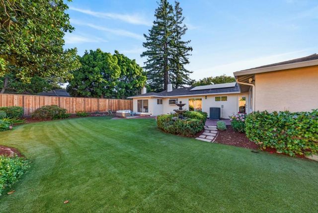 3397 Ivan Way, Mountain View, CA 94040