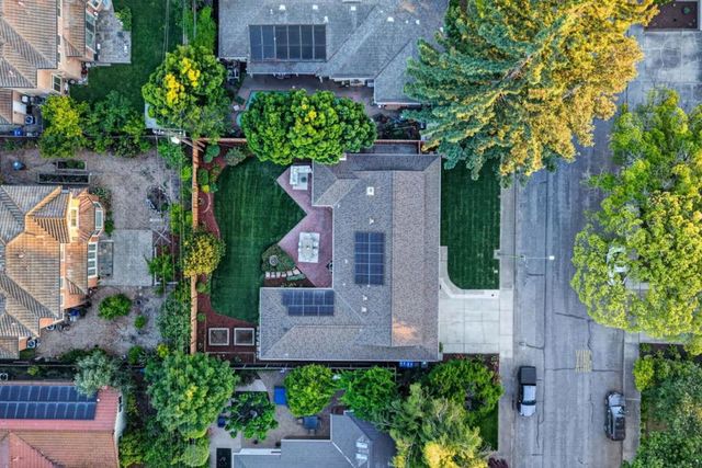 3397 Ivan Way, Mountain View, CA 94040