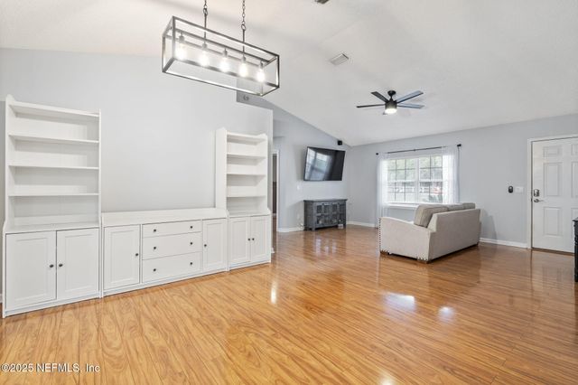 26 BULLRUSH Court, Middleburg, FL 32068