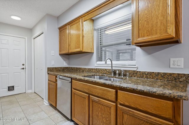 26 BULLRUSH Court, Middleburg, FL 32068