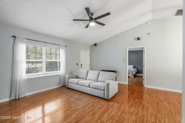 26 BULLRUSH Court, Middleburg, FL 32068