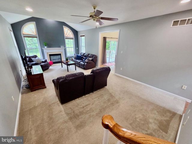 261 LENNI RD, Media, PA 19063