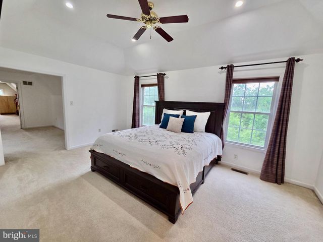 261 LENNI RD, Media, PA 19063