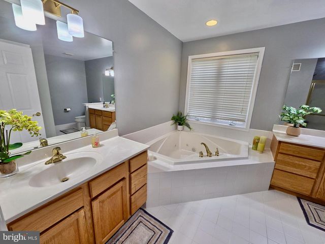 261 LENNI RD, Media, PA 19063