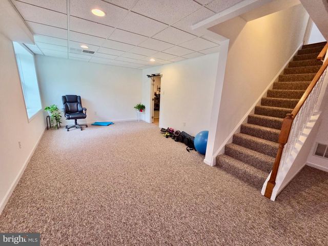261 LENNI RD, Media, PA 19063