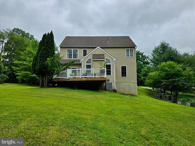261 LENNI RD, Media, PA 19063