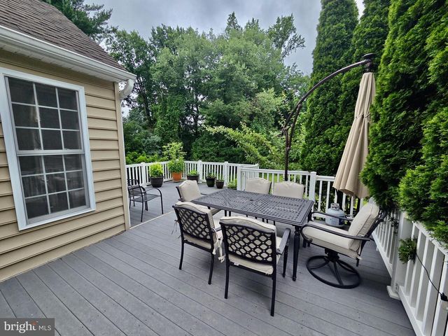 261 LENNI RD, Media, PA 19063